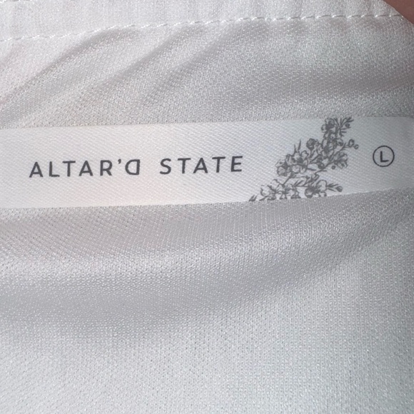 Alter’d State White Long Sleeve bow tie back Tiered Mini Dress Size Large EUC - Picture 4 of 11